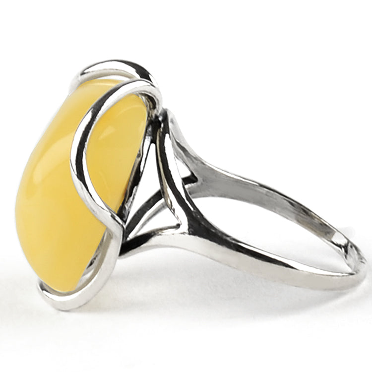Free-Shaped Butterscotch Amber Ring