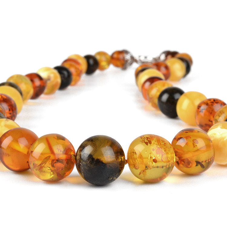 Exquisite Amber Beads Necklace