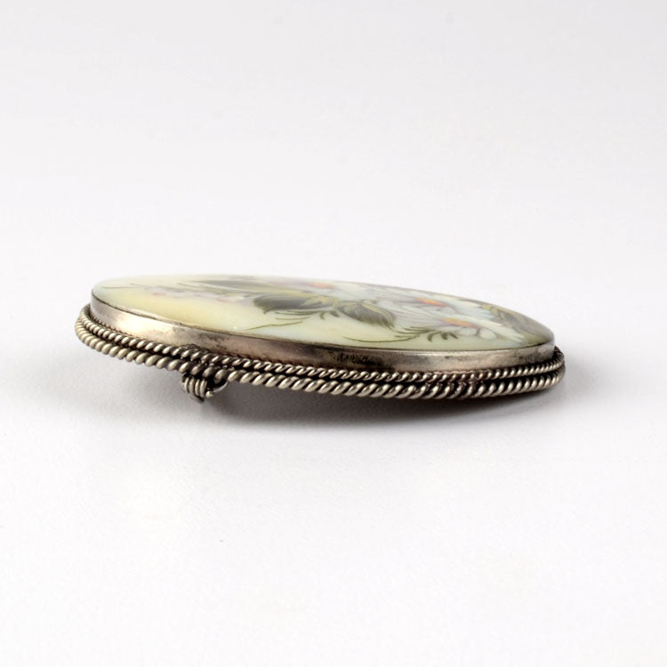 Daisies Mother of Pearl Brooch