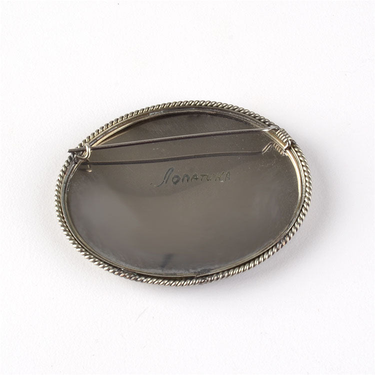 Daisies Mother of Pearl Brooch