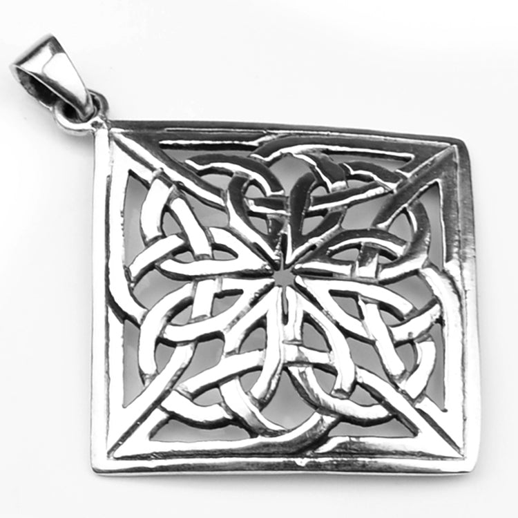 Celtic Design Silver Pendant