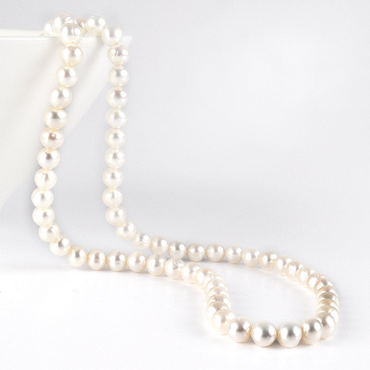 Classic Pearl Necklace