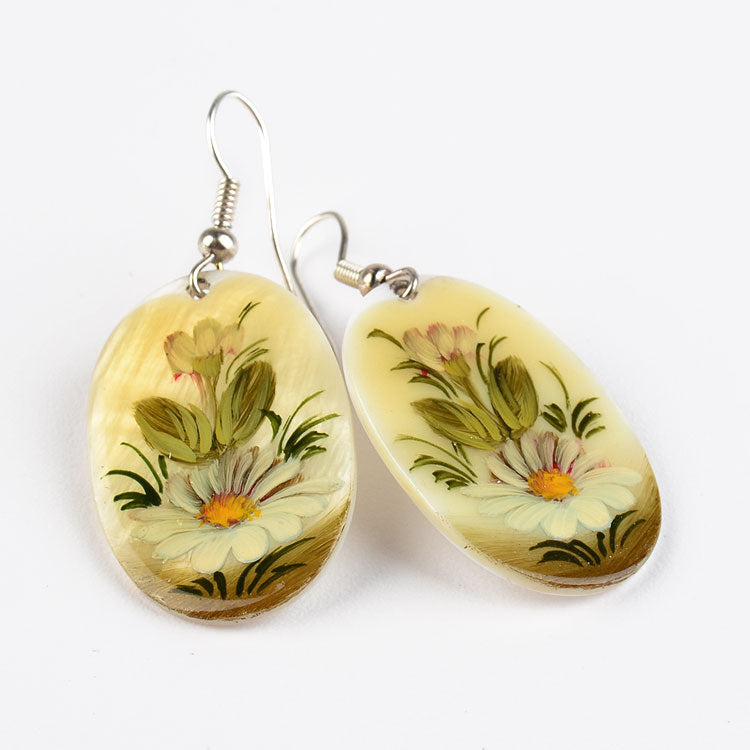 Mother of Pearl Daisy Earrings