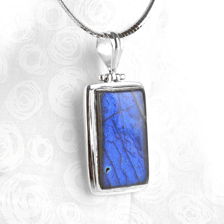 Labradorite Gemstone Pendant