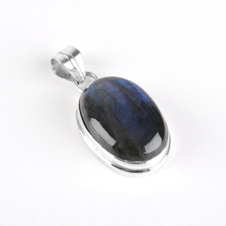 Lovely Labradorite Pendant