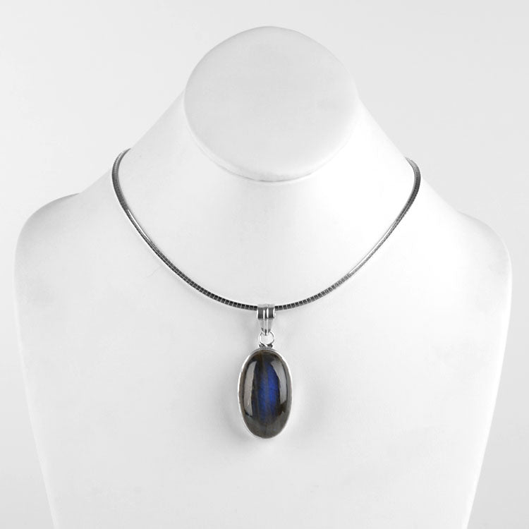 Labradorite Oval in Silver Pendant