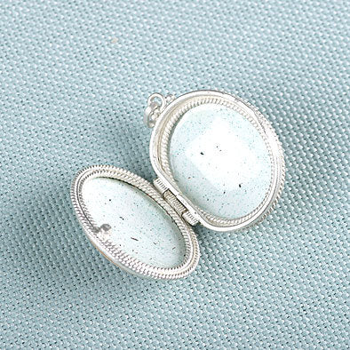 Star of David Finift Locket