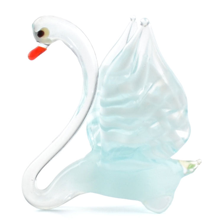 Beautiful Swan Glass Figurine