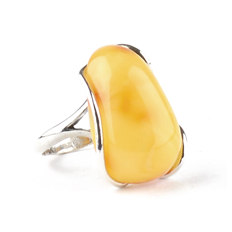 Stylish Butterscotch Amber Ring