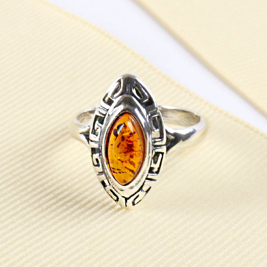 Eye of Honey Amber Ring