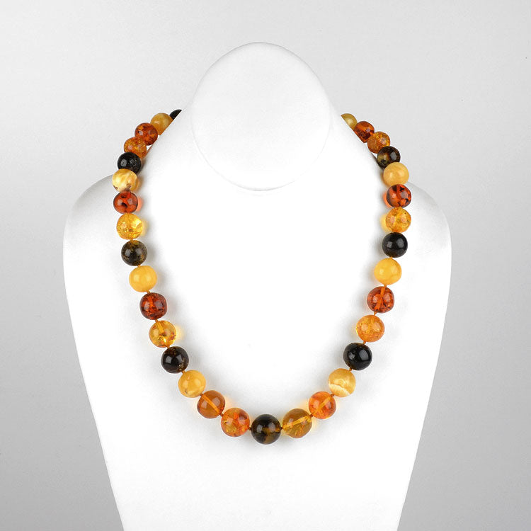 Exquisite Amber Beads Necklace