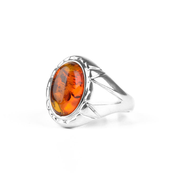 Classic Amber Oval in Silver Ring