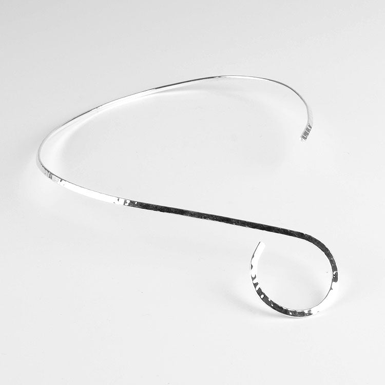 Hammered Swirl Silver Tone Neck Wire
