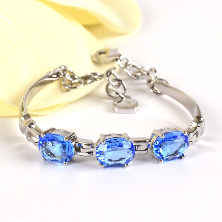 Blue Topaz in Silver Bracelet