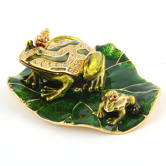 Two Frogs on Lily Pad Trinket Box