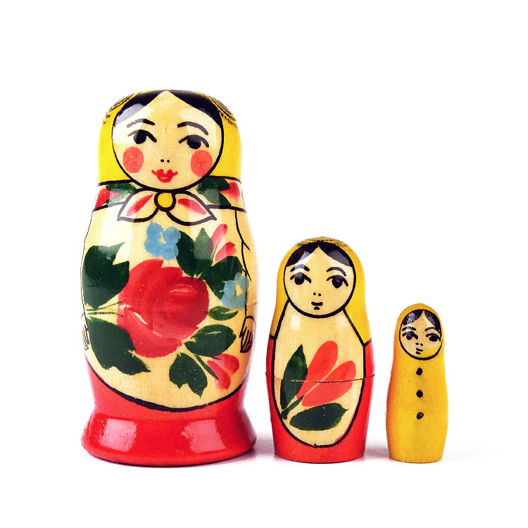 Red Roses 3 Pcs. Set Nesting Doll